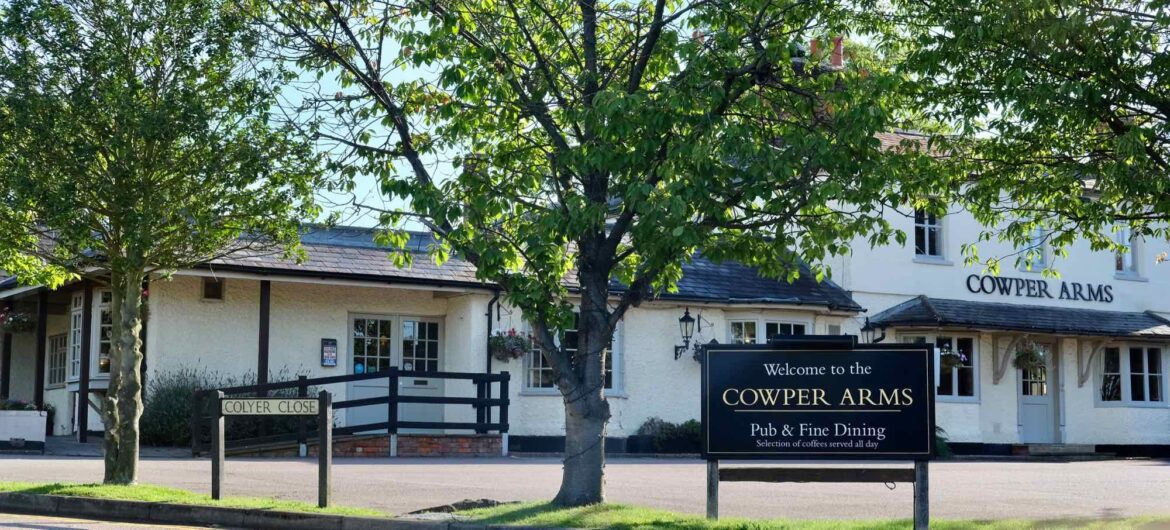 Cowper Arms Digswell Pub
